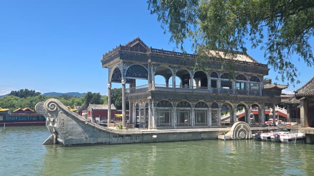 清晏舫