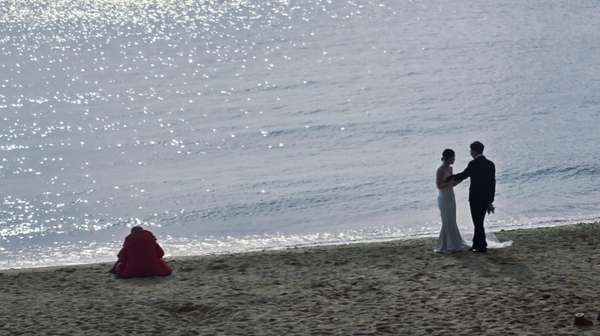 沙滩上的新人
